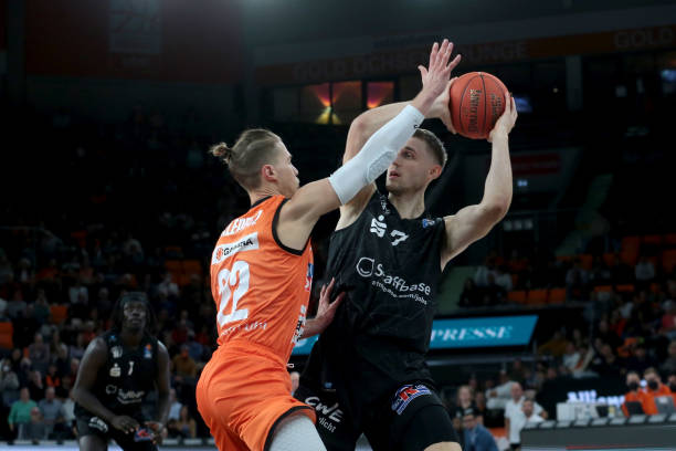 接创造进攻 接创造进攻