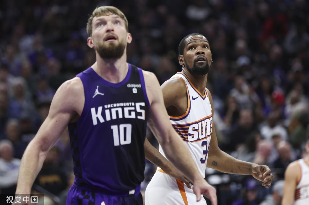 密尔顿给予 密尔顿给予